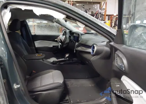 2025 Chevrolet Trax Fwd Lt из США, поврежденный, VIN KL77LHEP0SC042449